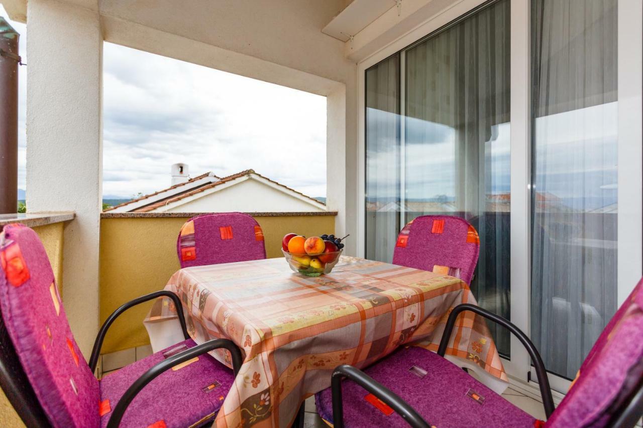Villa Luka Malinska Exterior foto